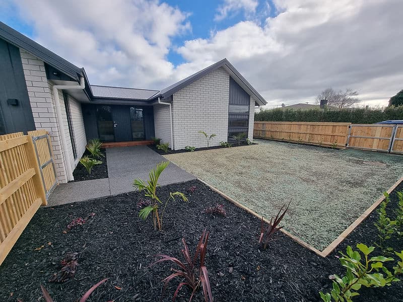 Low-Maintenance Gardens